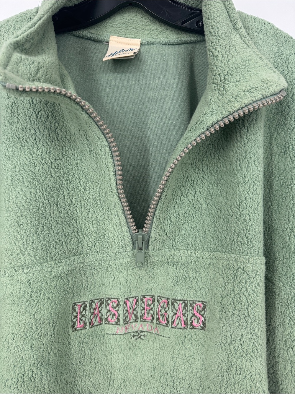 Vintage-Style Green Half-Zip Fleece‎ Pullover by Hilton Hotels Las Vegas XL - Picture 6 of 9